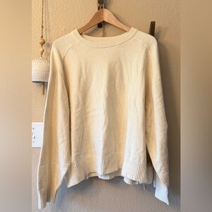 Banana Republic Cream Women's Crew Neck Sweater